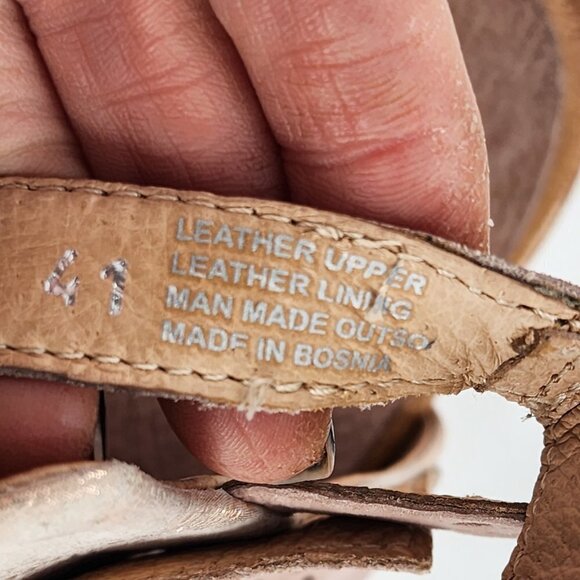 MIZ MOOZ Kinsley Sandal NWOB Perforated Leather Wedge Nude - Picture 14 of 15